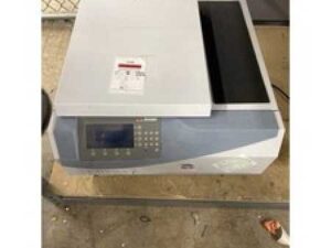 Jouan MR 23i Refrigerated Centrifuge with MTM 6.4 Swinging Bucket Rotor