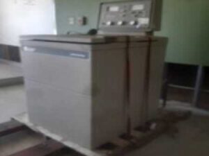Beckman Centrifuge works lab w/ rotor J2-HS 20K RPM -20C fast