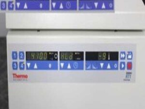 Thermo Scientific Sorvall RT1 Refrigerated Benchtop Centrifuge w Rotor & Buckets