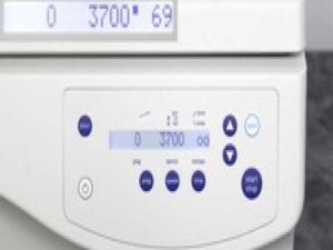 Eppendorf 5804 Benchtop Centrifuge with A-2-DWP Microplate Rotor & Carriers