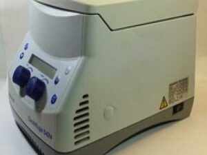 Eppendorf 5424 Microcentrifuge with FA-45-24-11 Rotor; CLEAN & GREAT CONDITION