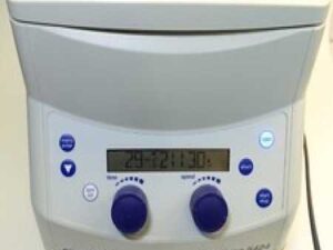 Eppendorf 5424 Microcentrifuge with FA-45-24-11 Rotor; Clean, in good condition