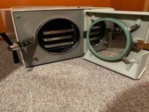 Tuttnauer Autoclave