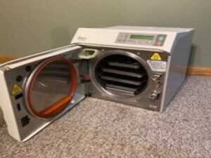Midmark Autoclave M9