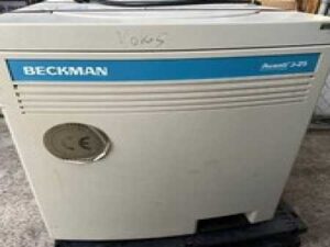 Beckman Coulter Avanti J-25 High Speed Centrifuge