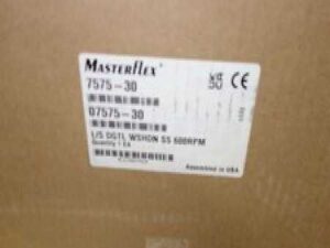 Masterflex 7575-30 LS Digital Pump Drive w/ 7535-08 Head 7523-97 Remote Tubing