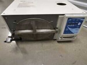 TUTTNAUER 3870EA AUTOMATIC AUTOCLAVE
