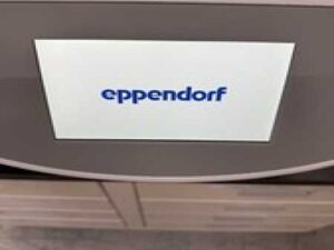 Eppendorf 5910RI Centrifuge
