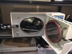 Tuttnauer EZ9 Sterilizer