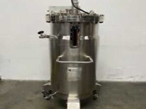 Applikon Jacketed Reactor 250 Liter w/ Agitator
