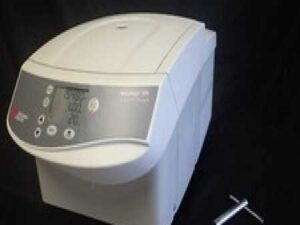 Beckman Coulter Refrigerated Microfuge 20R with Rotor W/Lid