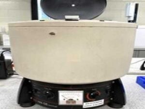 IEC HN-SII Centrifuge with #215 Rotor, #325 Trunnion Rings, & #320 50mL Carriers