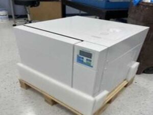Benchmark B4000-28-220 BioClave 28 Research Autoclave, 28 liter, 208-240V Only