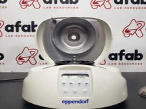 Eppendorf 5453-09501 Mini Spin Plus Centrifuge w/F-45-12-11 Rotor