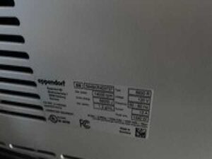 Eppendorf 5920 R Benchtop  Centrifuge - with bucket rotor and accessories