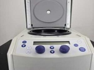 Eppendorf 5424R Refrigerated Centrifuge w/ FA-45-24-11 Rotor Lid 5424 R WARRANTY