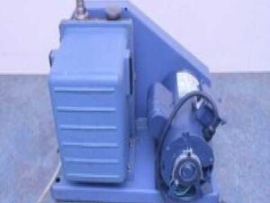 WELCH 1402 SERIES DUOSEAL VACUUM PUMP LABORATORY PUMP  1/2 HP