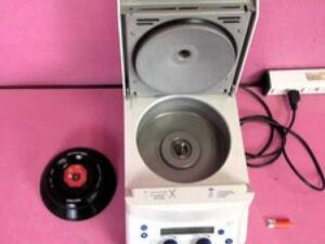 Eppendorf 5424 Benchtop 120V Centrifuge 24 Place Fixed Rotor 100-15,000 RPM