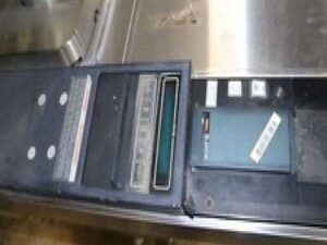 Steris/Amsco AUTOCLAVE Sterilizer 3013 VACAMATIC