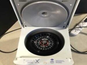 EPPENDORF 5424 CENTRIFUGE Powers On Rotor Works Fixed Rotor Angle