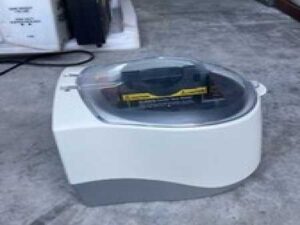 Benchmark Scientific Platefuge C2000 Microplate Centrifuge