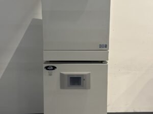 Nuaire NU-5820 In-VitroCell Microbiological CO2 Incubator 8x Shelves - Fair