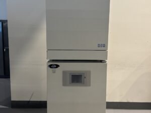 Nuaire NU-5820 In-VitroCell Microbiological CO2 Incubator W/ 8x Shelves,4x Trays