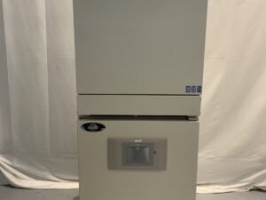 NuAire NU-5700 Dual Stacked CO2 Direct Heat Incubator W/ 7x Shelves 1x Tray