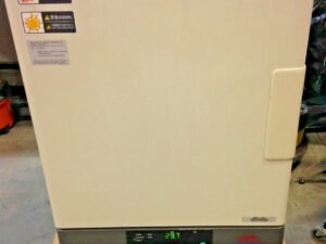 Sanyo MIR-162 Gravity Convection Incubator