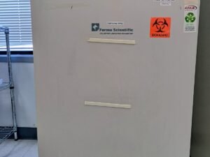 Forma Scientific 3110 Water Jacketed CO2 Incubator